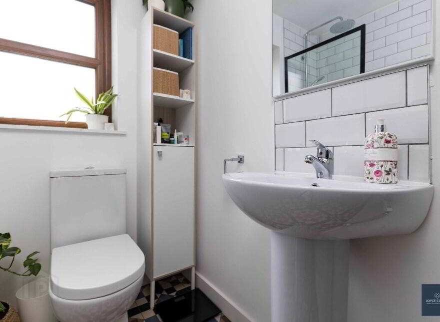 4 Nicholson Green, Donaghcloney, BT66 7UY