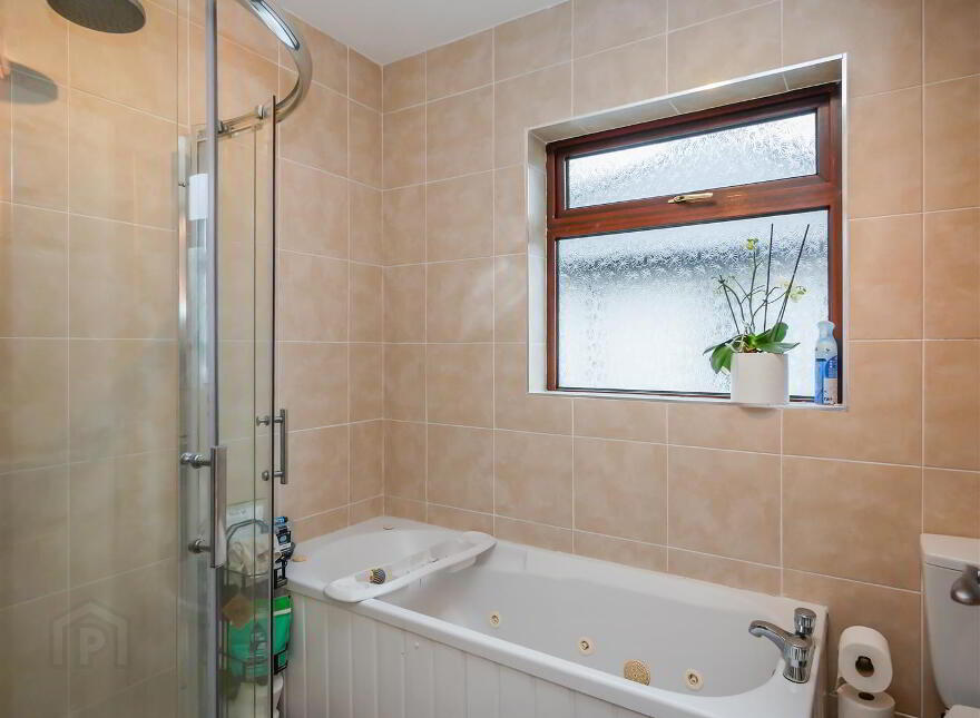 12 Chesham Crescent, Ravenhill/ Cregagh, Belfast, BT6 8GW