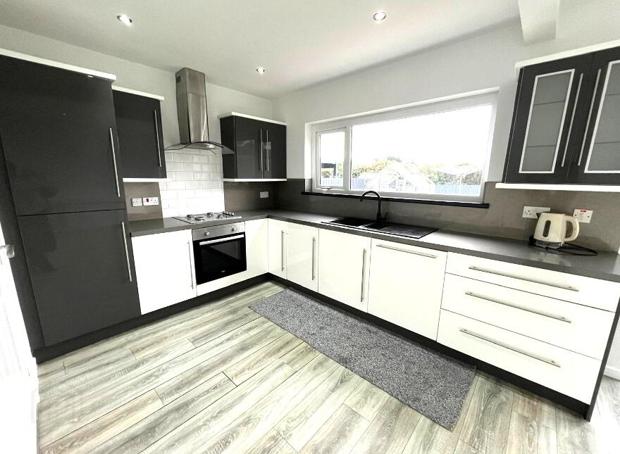 55 Milebush Park, Carrickfergus, BT38 7QR