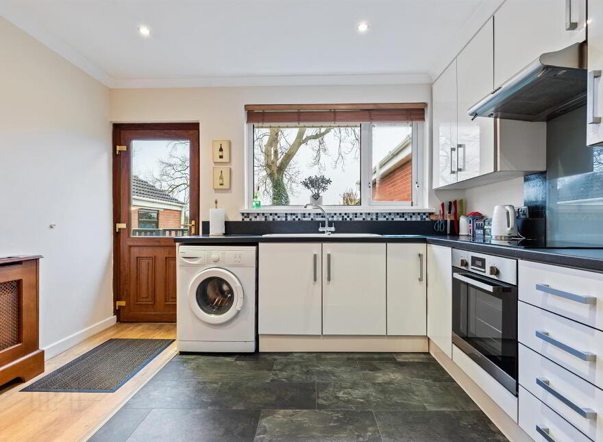 30 Heathermount Court, Comber, BT23 5NT