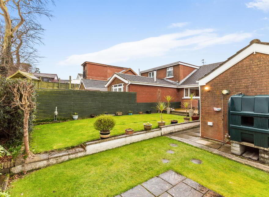 30 Heathermount Court, Comber, BT23 5NT