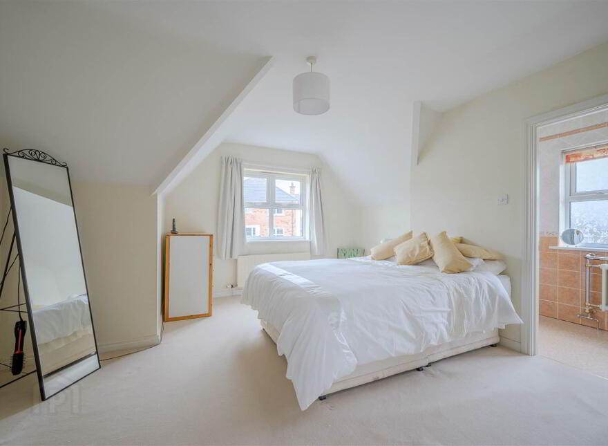 8 Chestnut Lodge, Mealough Road, Drumbo, Lisburn, BT27 5FA
