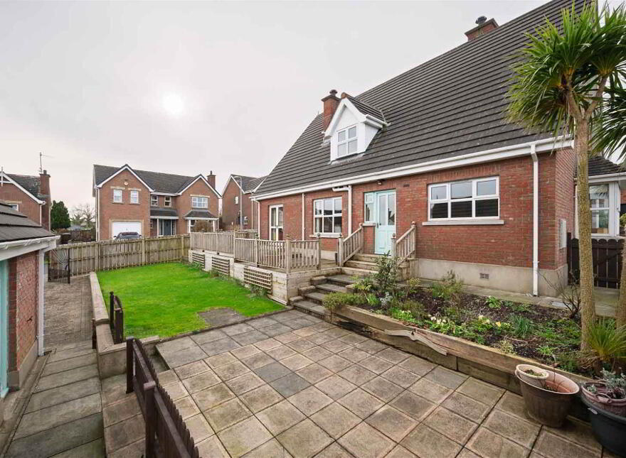 8 Chestnut Lodge, Mealough Road, Drumbo, Lisburn, BT27 5FA