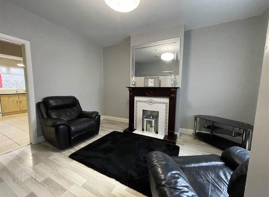 39 Hamill Street, Belfast, BT12 4AA