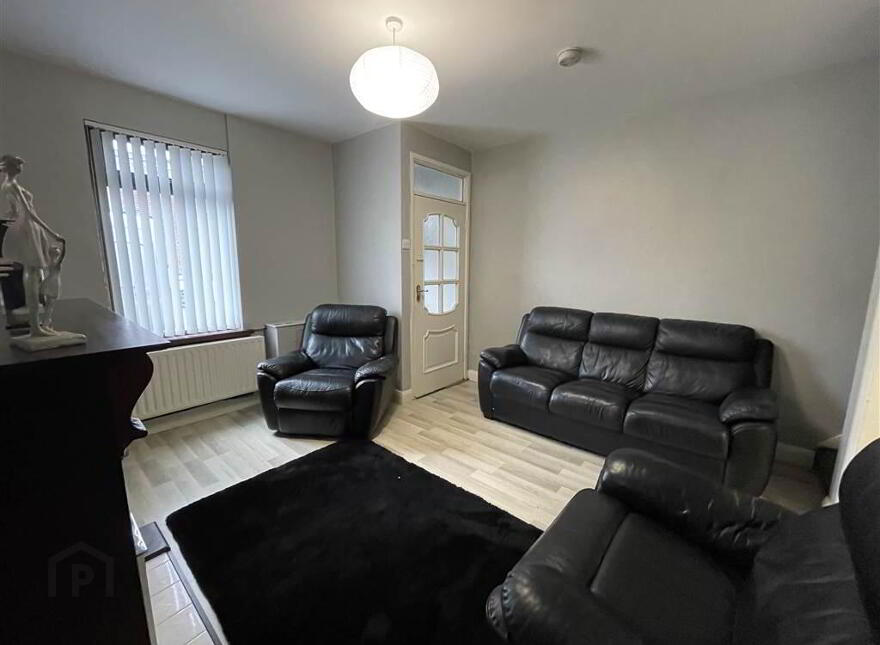39 Hamill Street, Belfast, BT12 4AA