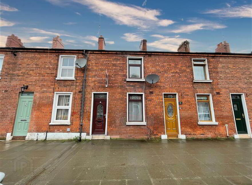 39 Hamill Street, Belfast, BT12 4AA