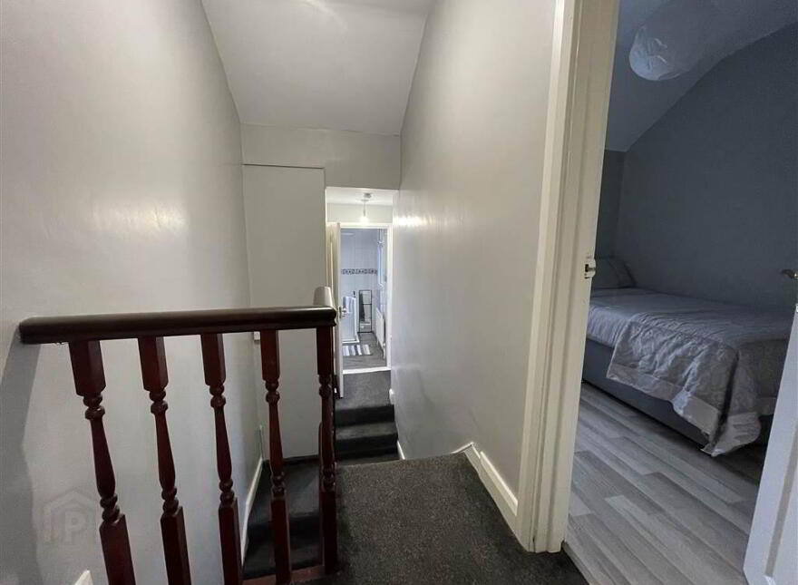 39 Hamill Street, Belfast, BT12 4AA