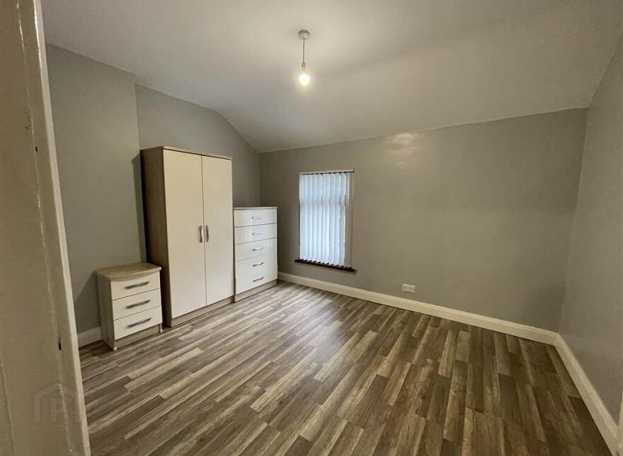 39 Hamill Street, Belfast, BT12 4AA