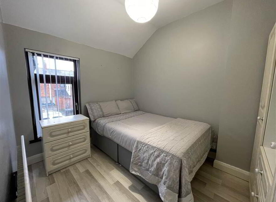 39 Hamill Street, Belfast, BT12 4AA