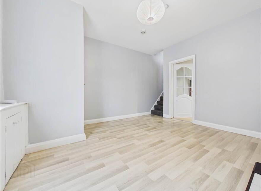 39 Hamill Street, Belfast, BT12 4AA