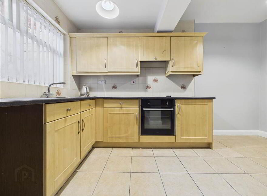 39 Hamill Street, Belfast, BT12 4AA