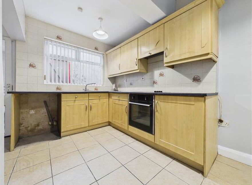 39 Hamill Street, Belfast, BT12 4AA