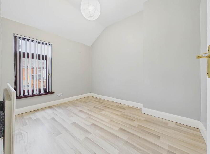 39 Hamill Street, Belfast, BT12 4AA