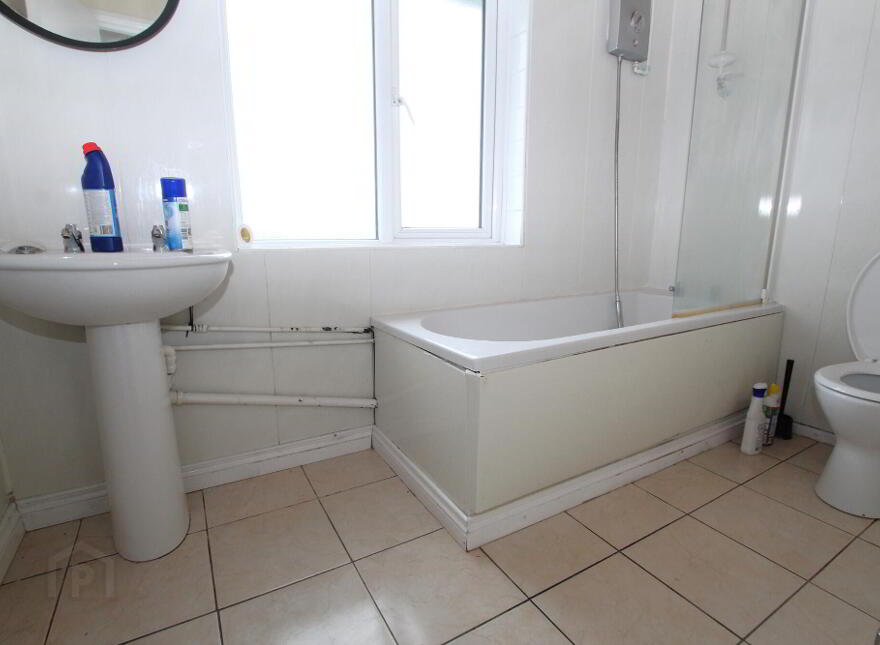 7 Dunore Road, Aldergrove, Crumlin, BT29 4DZ