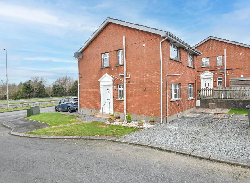 24 Strathearn Court, Holywood, BT18 9NR
