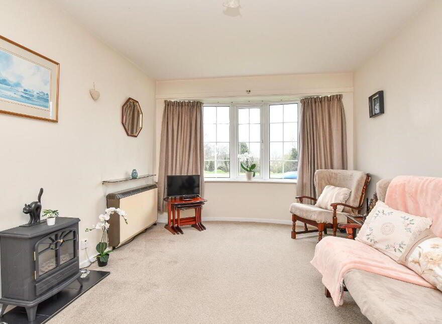 24 Strathearn Court, Holywood, BT18 9NR