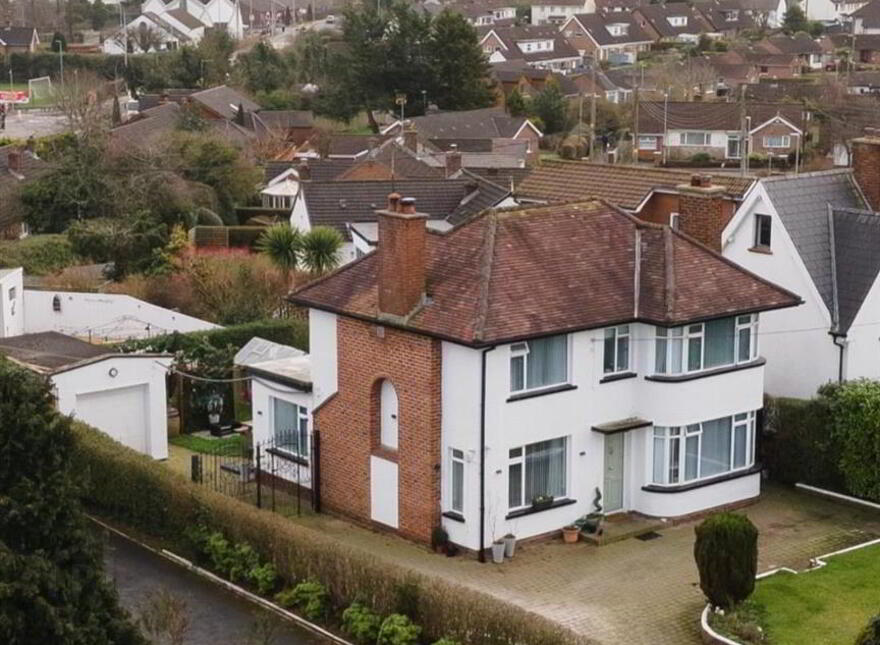 4 Ballynahinch Road, Carryduff, Belfast, BT8 8DN