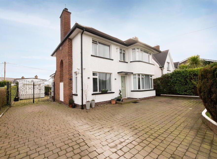 4 Ballynahinch Road, Carryduff, Belfast, BT8 8DN