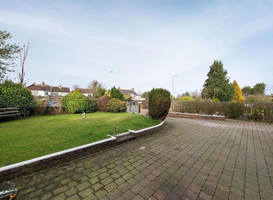 4 Ballynahinch Road, Carryduff, Belfast, BT8 8DN