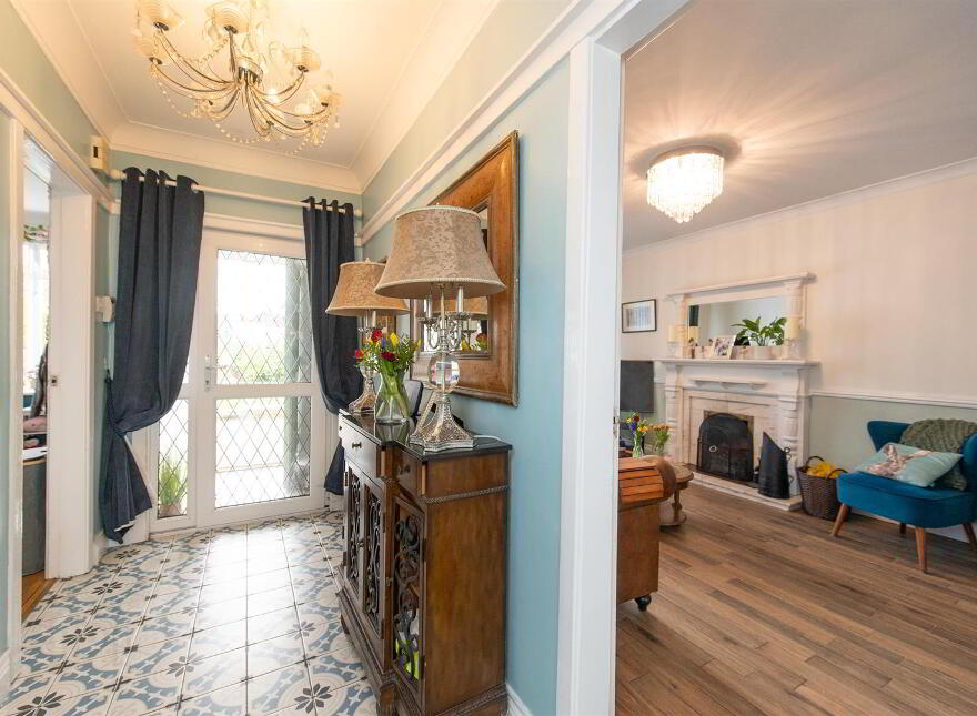 4 Ballynahinch Road, Carryduff, Belfast, BT8 8DN
