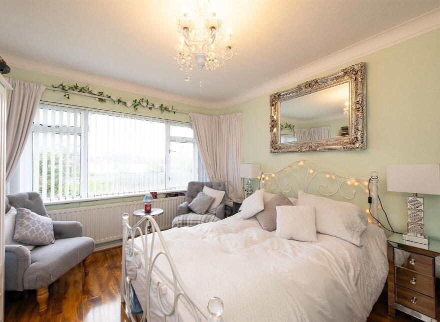 4 Ballynahinch Road, Carryduff, Belfast, BT8 8DN