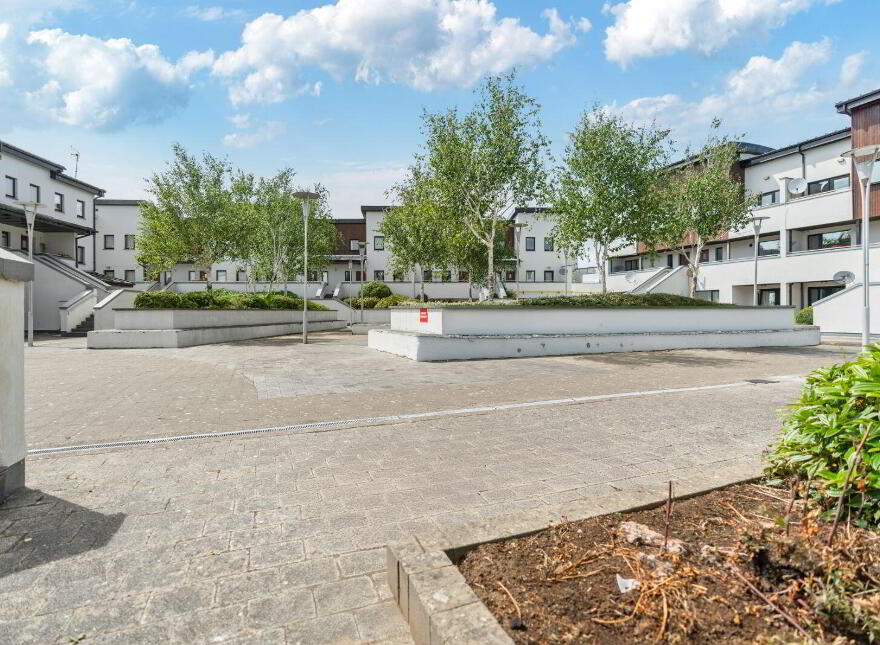 23 The Square, Buttery Court, Market Square, Mallow, P51X754