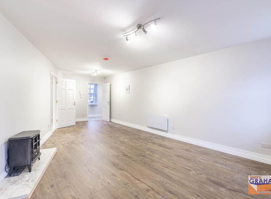 4a Ballynahinch Street, Hillsborough, BT26 6AW