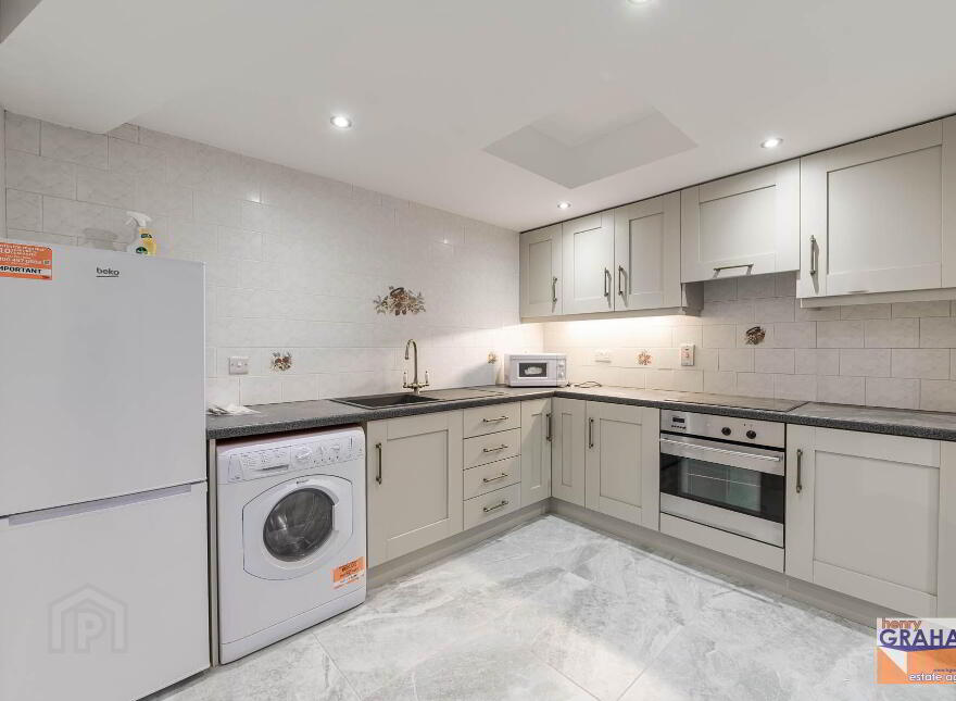 4a Ballynahinch Street, Hillsborough, BT26 6AW