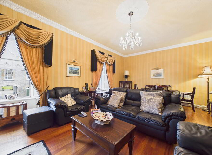 Main Street, Borrisokane, E45D263