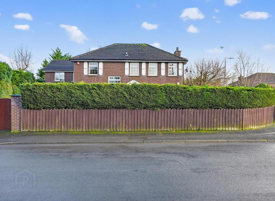 16 Old Forge Manor, Belfast, BT10 0HY
