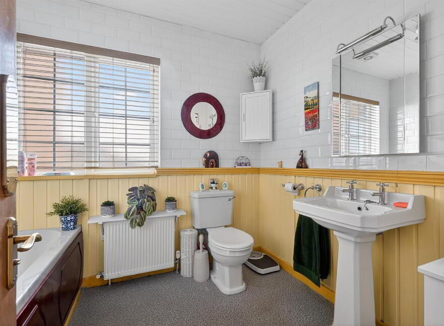 16 Old Forge Manor, Belfast, BT10 0HY