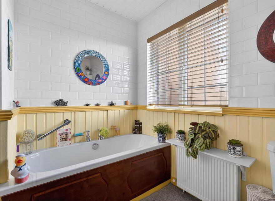 16 Old Forge Manor, Belfast, BT10 0HY