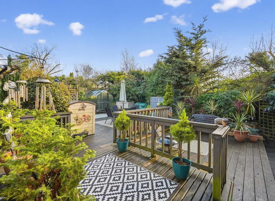 16 Old Forge Manor, Belfast, BT10 0HY