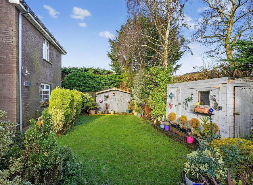 16 Old Forge Manor, Belfast, BT10 0HY