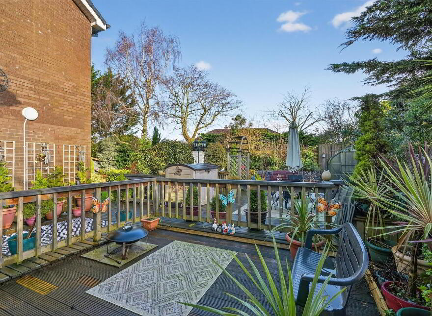 16 Old Forge Manor, Belfast, BT10 0HY
