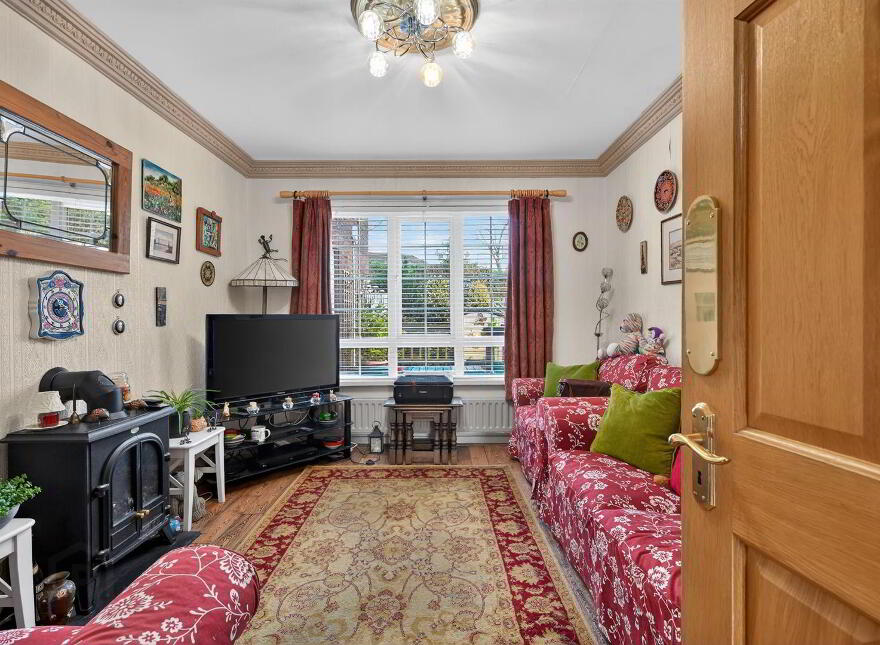 16 Old Forge Manor, Belfast, BT10 0HY