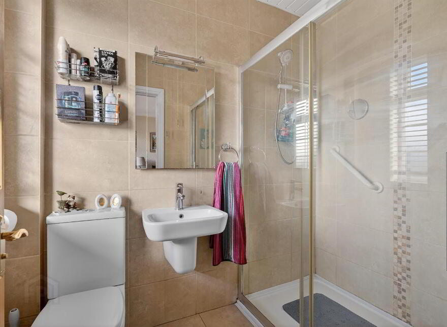 16 Old Forge Manor, Belfast, BT10 0HY