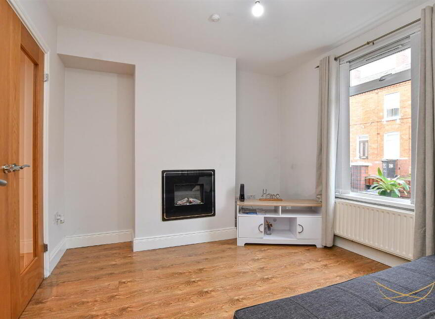 21 Mayflower Street, Belfast, BT5 4SL
