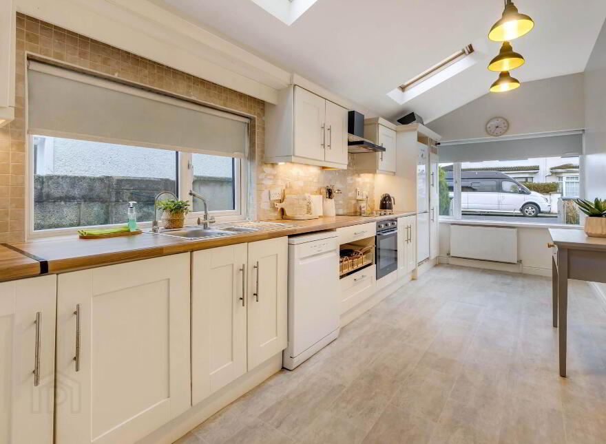 6 Holly Park, Bay Estate, Dundalk, A91A9N7