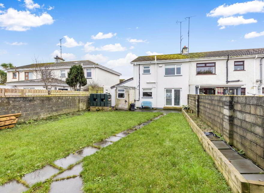 6 Holly Park, Bay Estate, Dundalk, A91A9N7