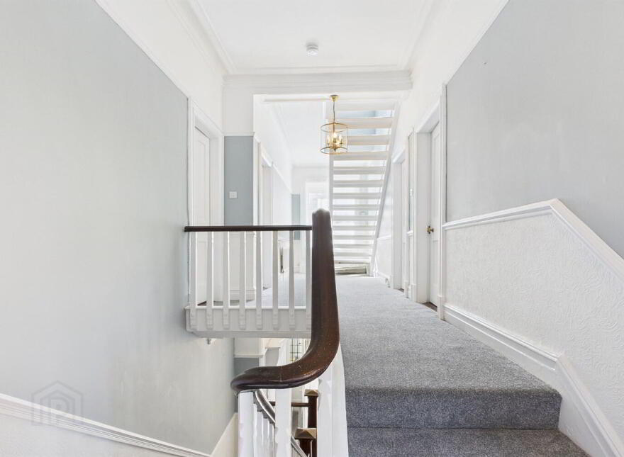 90 Balmoral Avenue, Belfast, BT9 6NY
