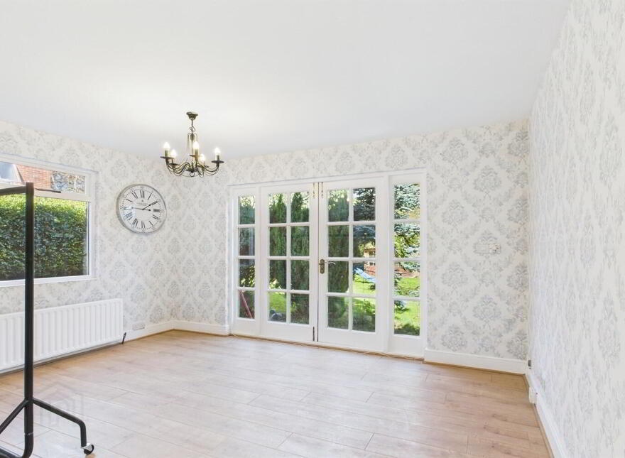 90 Balmoral Avenue, Belfast, BT9 6NY