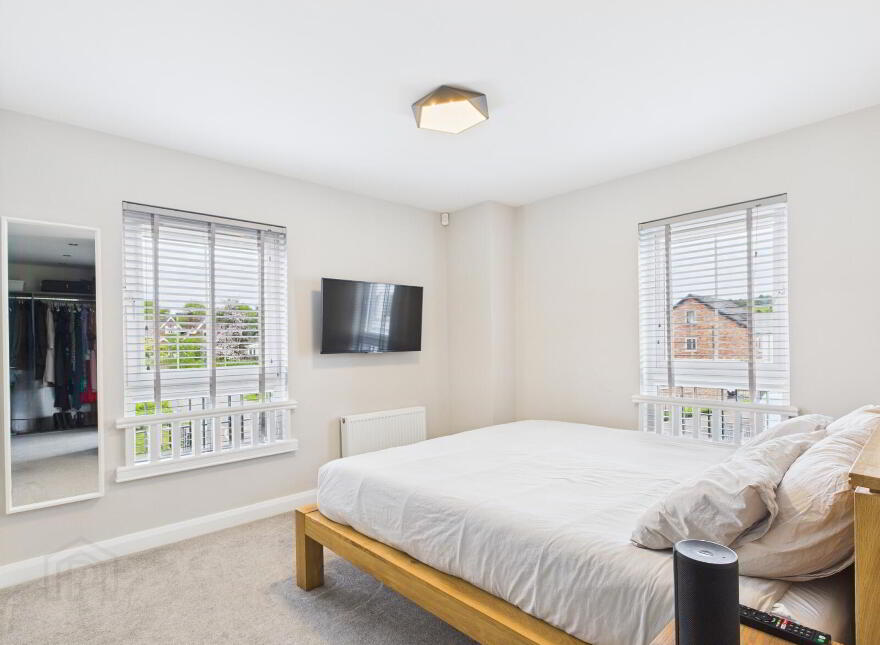 16 Castlehill Wood, Belfast, BT4 3PJ