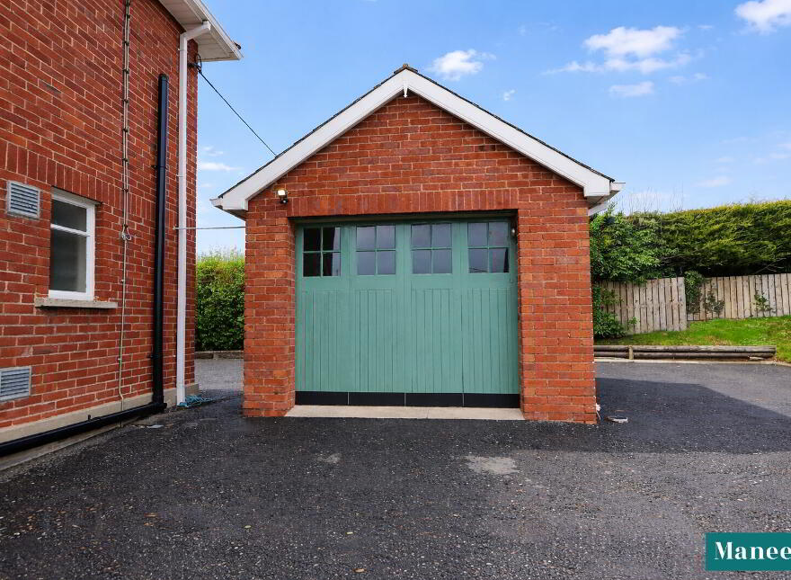 Weavers Lodge, 18 Loughview Road, Coalisland, BT71 4LG