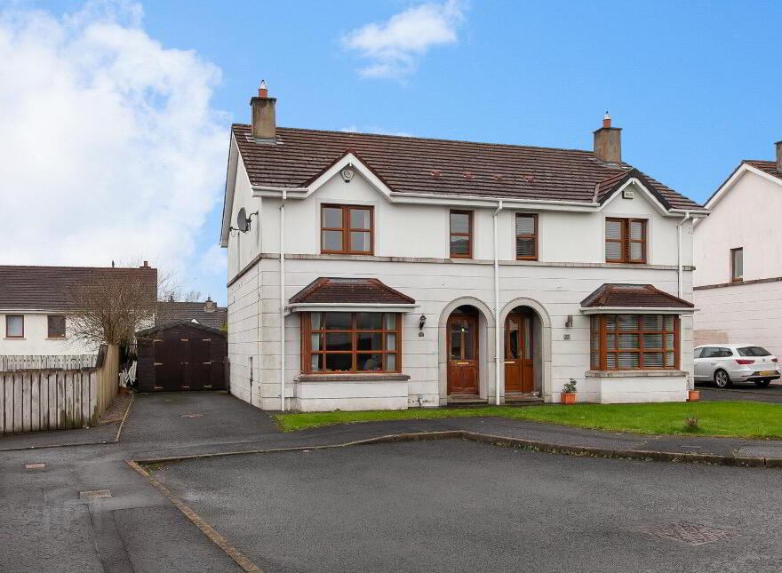 22 Bates Park, Greenisland, Carrickfergus, BT38 8LG