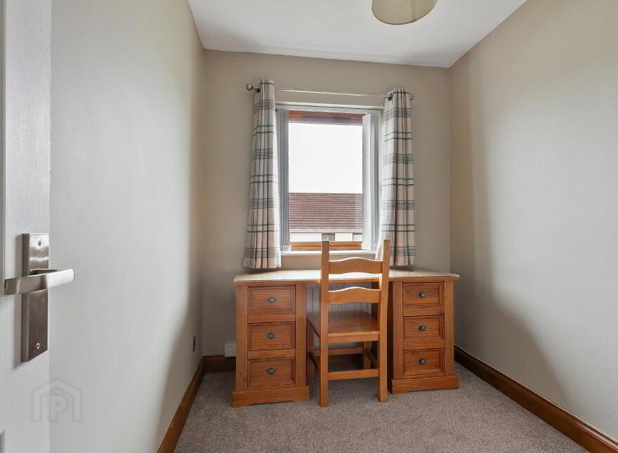22 Bates Park, Greenisland, Carrickfergus, BT38 8LG
