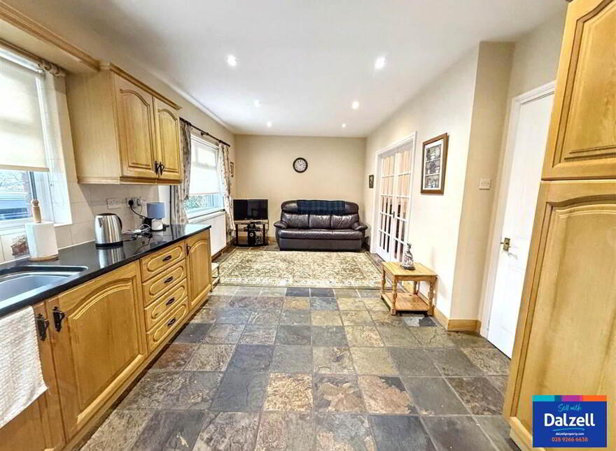 41 Sheepwalk Road, Lisburn, BT28 3XQ