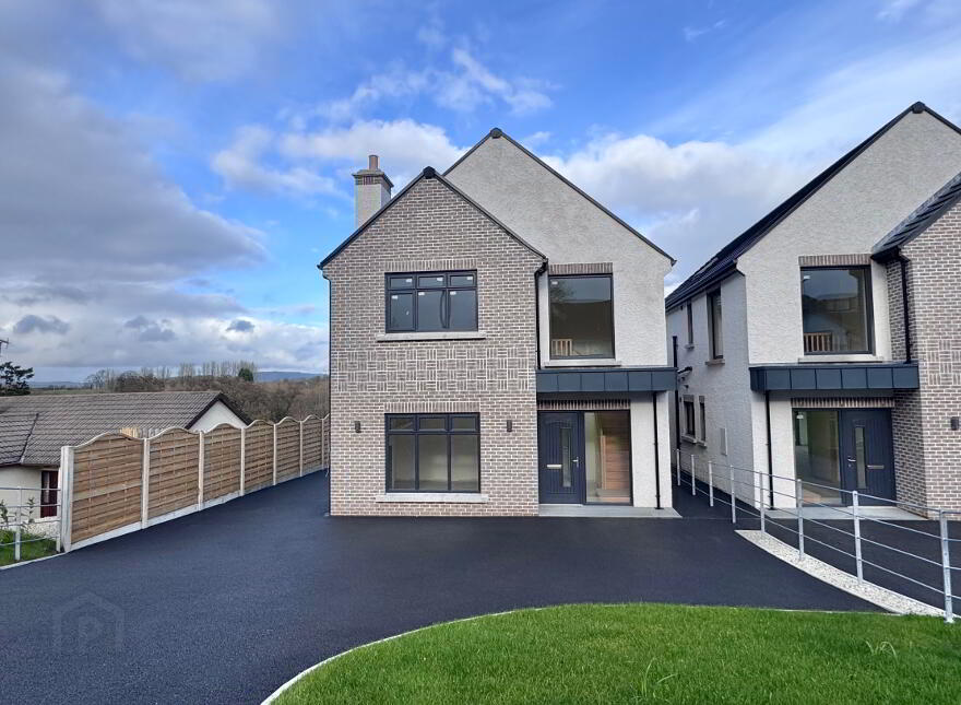 Gortmore Drive, Derry Road, Omagh, BT78 5EA