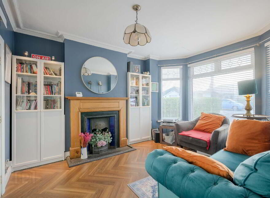 13 Kinnegar Road, Holywood, BT18 9JN