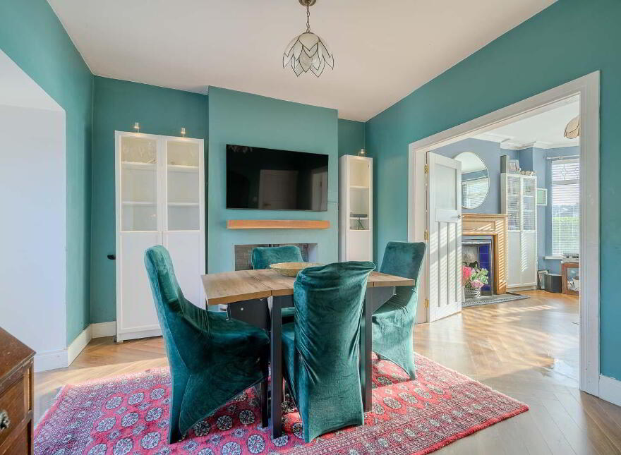 13 Kinnegar Road, Holywood, BT18 9JN